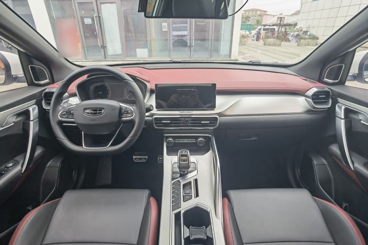 Used Geely Auto Coolray 2020 PRO 260T DCT Knight Interior 6