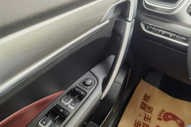 Used Geely Auto Coolray 2020 PRO 260T DCT Knight Interior 7