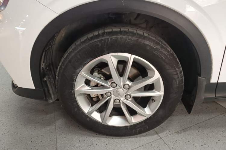 Used Geely Auto Coolray 2020 PRO 240T DCT Hunter Left Front Wheel Hub