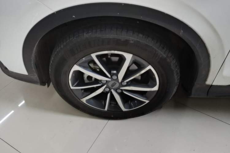 Used Geely Auto Coolray 2020 Facelift 240T DCT Hunter Left Front Wheel Hub