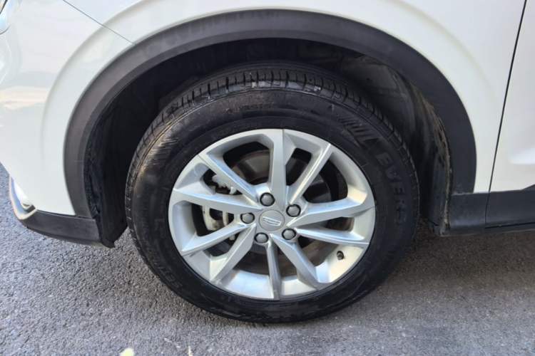 Used Geely Auto Coolray 2020 PRO 240T DCT Hunter Left Front Wheel Hub