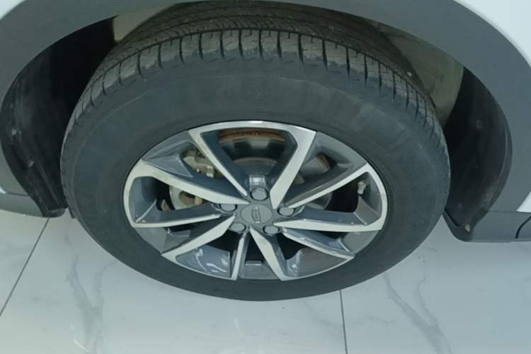 Used Geely Auto Coolray 2020 Facelift 240T DCT Hunter Left Front Wheel Hub