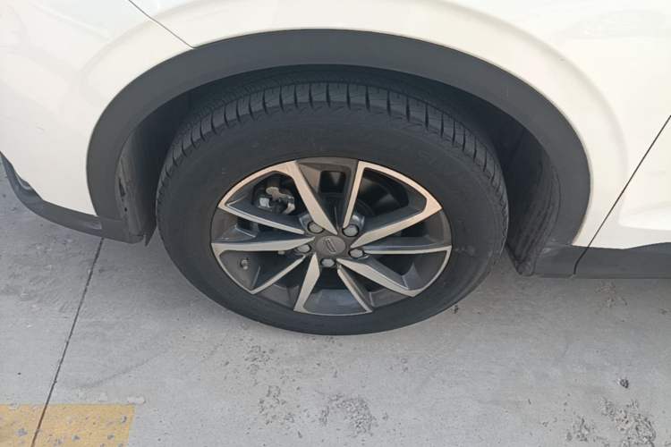 Used Geely Auto Coolray 2020 Facelift 240T DCT Hunter Left Front Wheel Hub