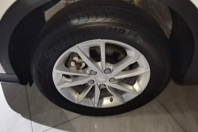 Used Geely Auto Coolray 2020 PRO 240T DCT Hunter Left Front Wheel Hub