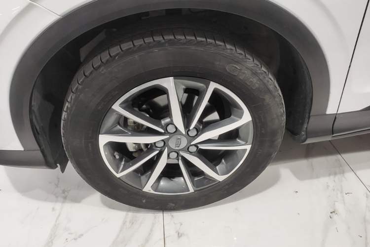 Used Geely Auto Coolray 2020 Facelift 240T DCT Hunter Left Front Wheel Hub
