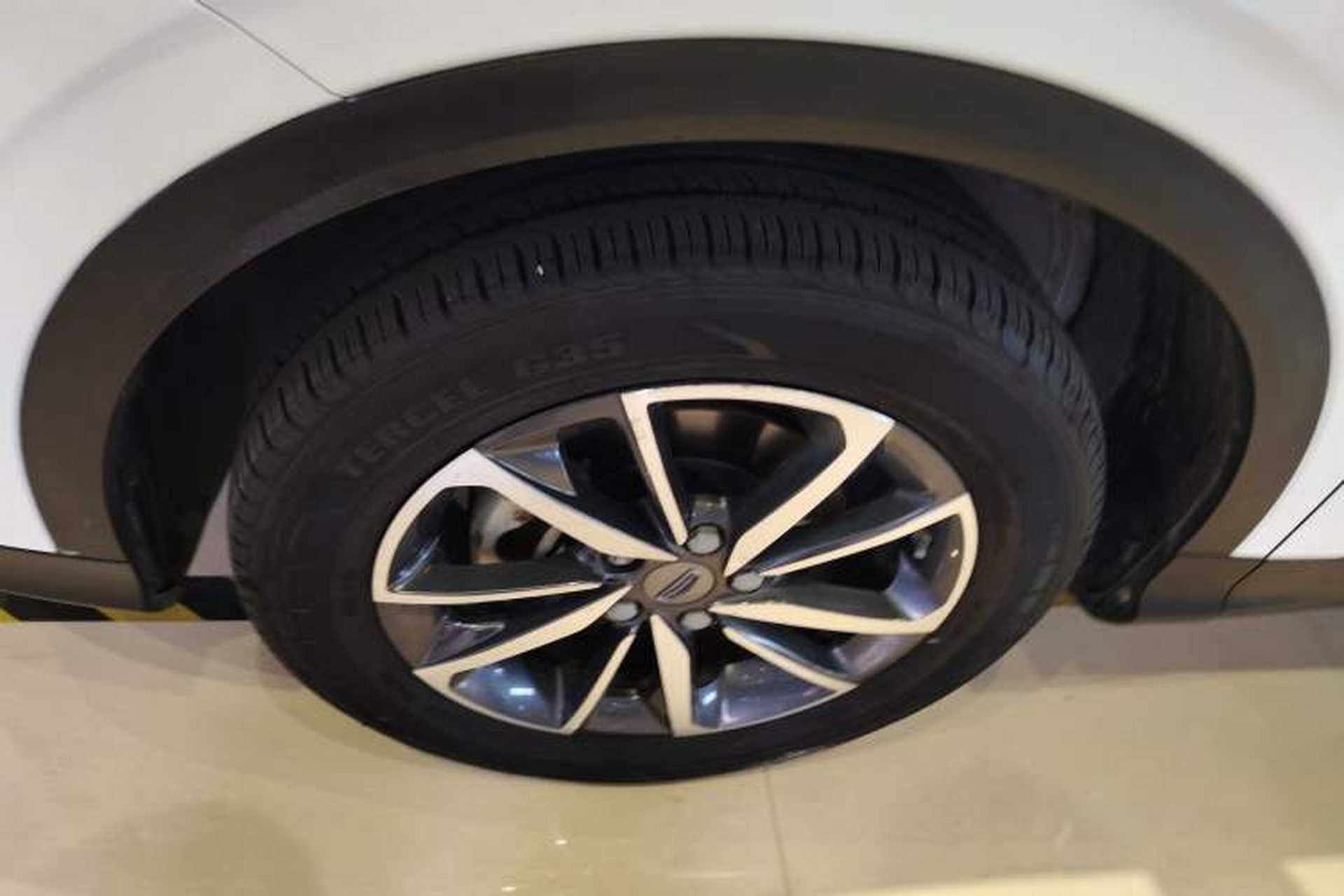 Used Geely Auto Coolray 2020 Facelift 240T DCT Hunter Left Front Wheel Hub