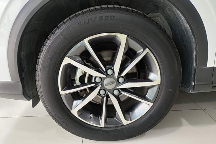 Used Geely Auto Coolray 2020 Facelift 240T DCT Hunter Left Front Wheel Hub