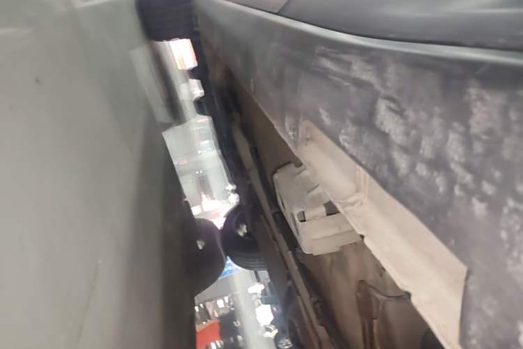 Used Geely Auto Coolray 2020 PRO 240T DCT Hunter Left Side Sill