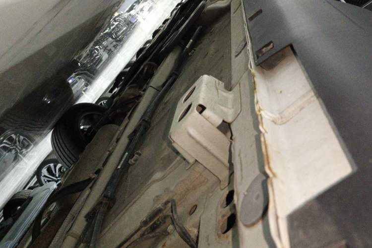 Used Geely Auto Coolray 2020 Facelift 240T DCT Hunter Left Side Sill