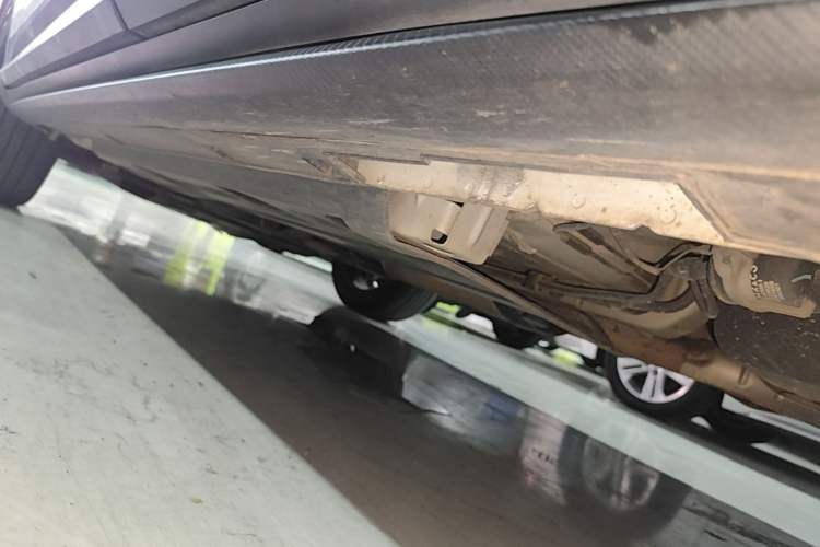 Used Geely Auto Coolray 2020 PRO 260T DCT Light Knight BSG Left Side Sill