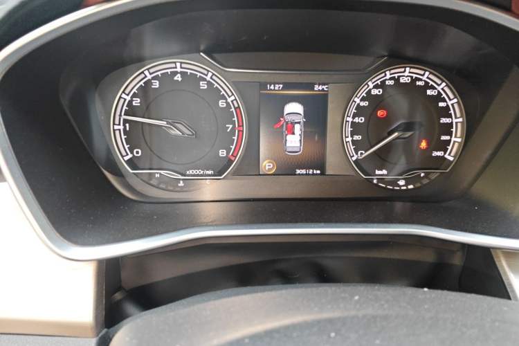 Used Geely Auto Coolray 2020 PRO 260T DCT Knight Odometer Close Up