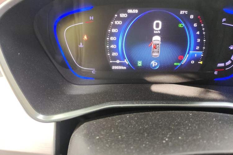 Used Geely Auto Coolray 2020 PRO 260T DCT Battle Odometer Close Up