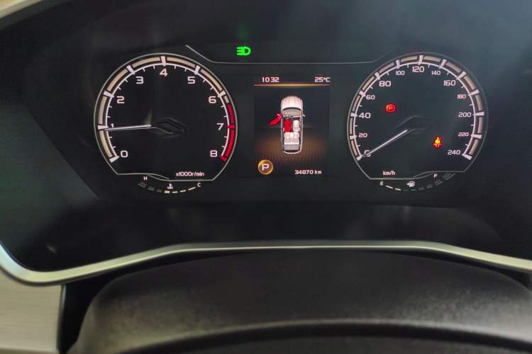 Used Geely Auto Coolray 2020 PRO 260T DCT Knight Odometer Close Up