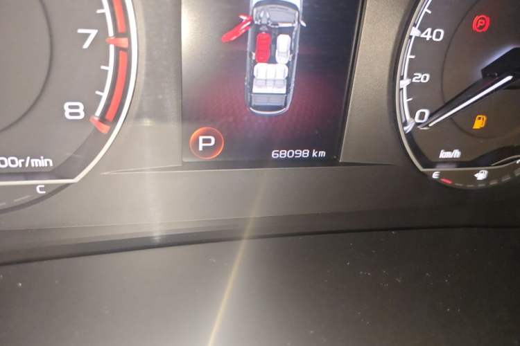 Used Geely Auto Coolray 2020 PRO 240T DCT Hunter Odometer Close Up