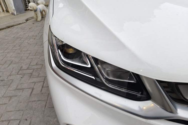Used Geely Auto Coolray 2020 Facelift 240T DCT Hunter Right Front Headlight