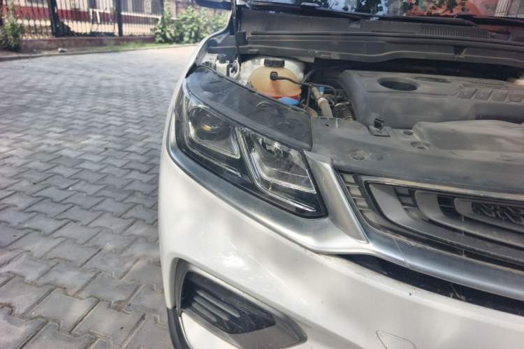 Used Geely Auto Coolray 2020 PRO 240T DCT Hunter Right Front Headlight