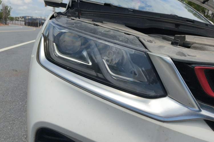 Used Geely Auto Coolray 2020 PRO 260T DCT Knight Right Front Headlight