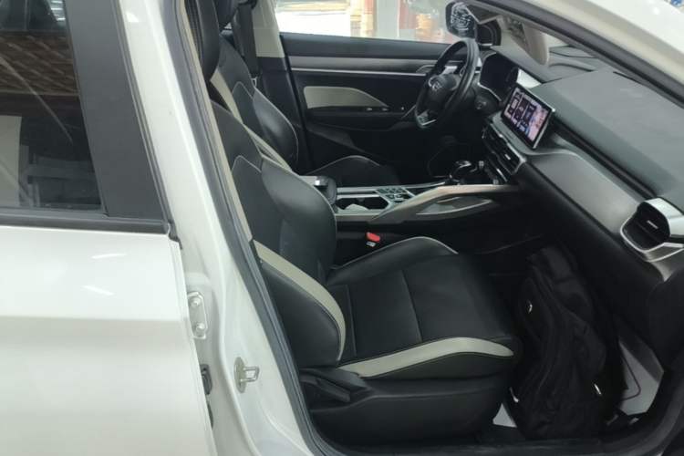 Used Geely Auto Coolray 2020 PRO 240T DCT Hunter Right Front Seat