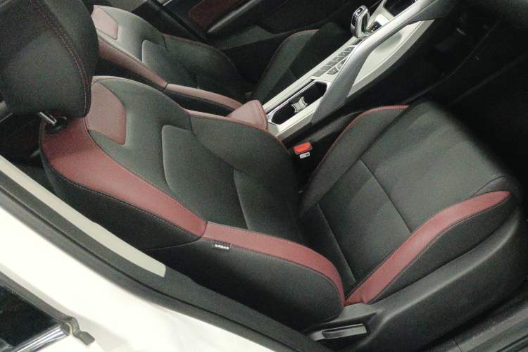 Used Geely Auto Coolray 2020 Facelift 240T DCT Hunter Right Front Seat