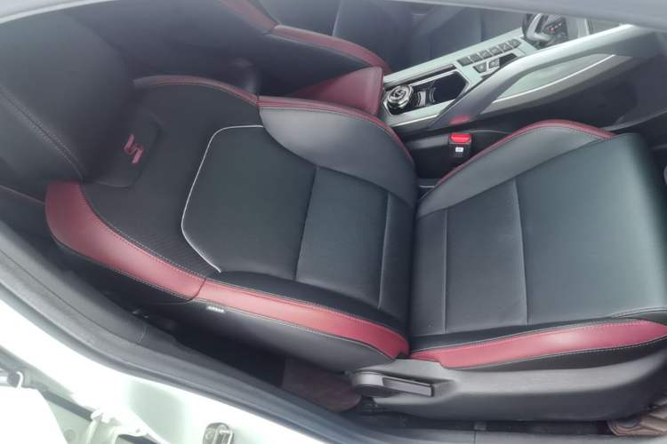 Used Geely Auto Coolray 2020 PRO 260T DCT Knight Right Front Seat