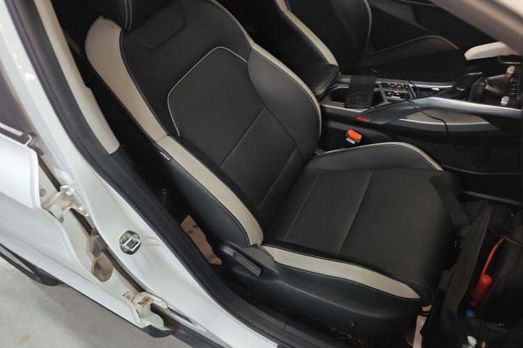 Used Geely Auto Coolray 2020 PRO 240T DCT Hunter Right Front Seat