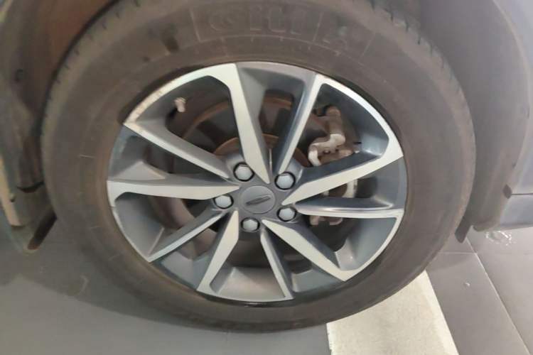 Used Geely Auto Coolray 2020 Facelift 240T DCT Hunter Right Front Wheel Hub