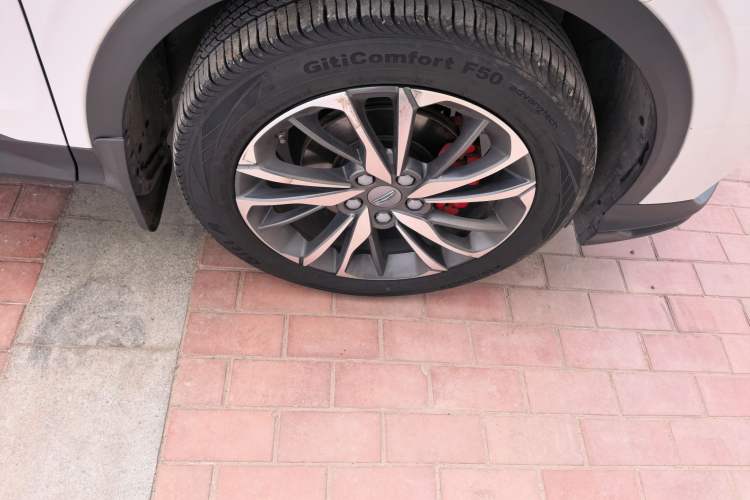 Used Geely Auto Coolray 2020 PRO 260T DCT Knight Right Front Wheel Hub