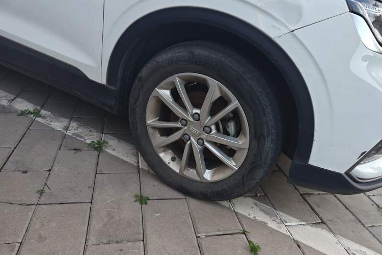 Used Geely Auto Coolray 2020 PRO 240T DCT Hunter Right Front Wheel Hub