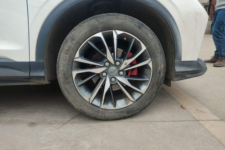 Used Geely Auto Coolray 2020 PRO 260T DCT Knight Right Front Wheel Hub