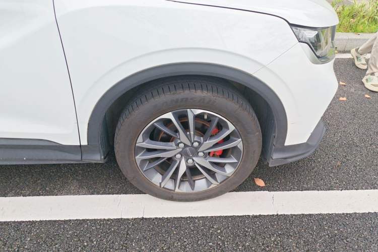 Used Geely Auto Coolray 2020 PRO 260T DCT Knight Right Front Wheel Hub