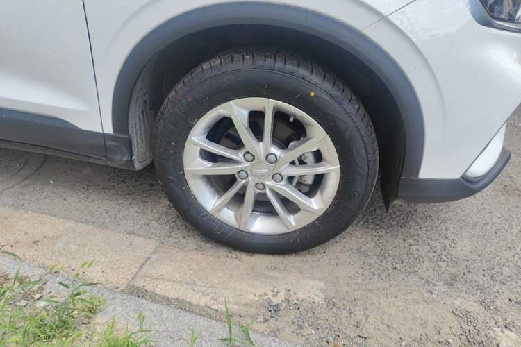 Used Geely Auto Coolray 2020 PRO 240T DCT Hunter Right Front Wheel Hub