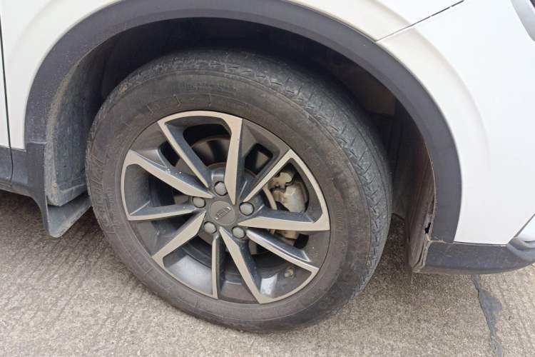 Used Geely Auto Coolray 2020 Facelift 240T DCT Hunter Right Front Wheel Hub