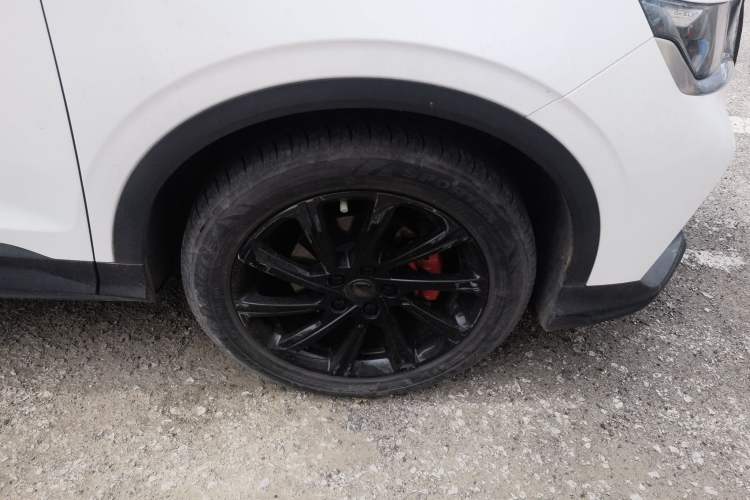 Used Geely Auto Coolray 2020 PRO 260T DCT Light Knight BSG Right Front Wheel Hub