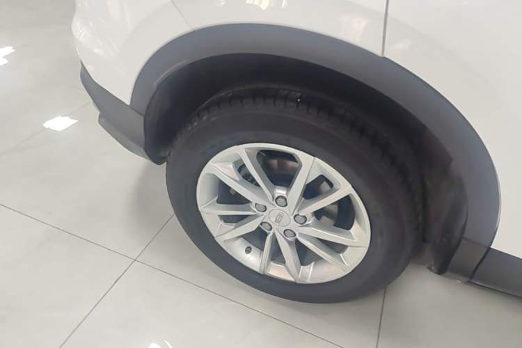 Used Geely Auto Coolray 2020 PRO 240T DCT Hunter Right Rear Wheel Hub