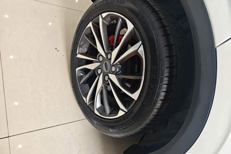 Used Geely Auto Coolray 2020 PRO 260T DCT Knight Right Rear Wheel Hub