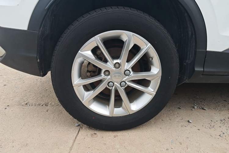 Used Geely Auto Coolray 2020 PRO 240T DCT Hunter Right Rear Wheel Hub