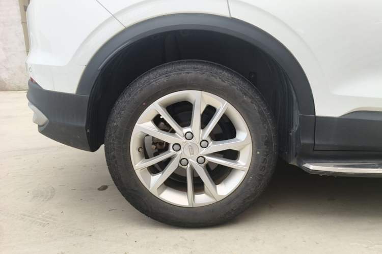 Used Geely Auto Coolray 2020 PRO 240T DCT Hunter Right Rear Wheel Hub