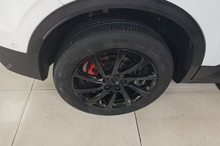 Used Geely Auto Coolray 2020 PRO 260T DCT Battle Right Rear Wheel Hub