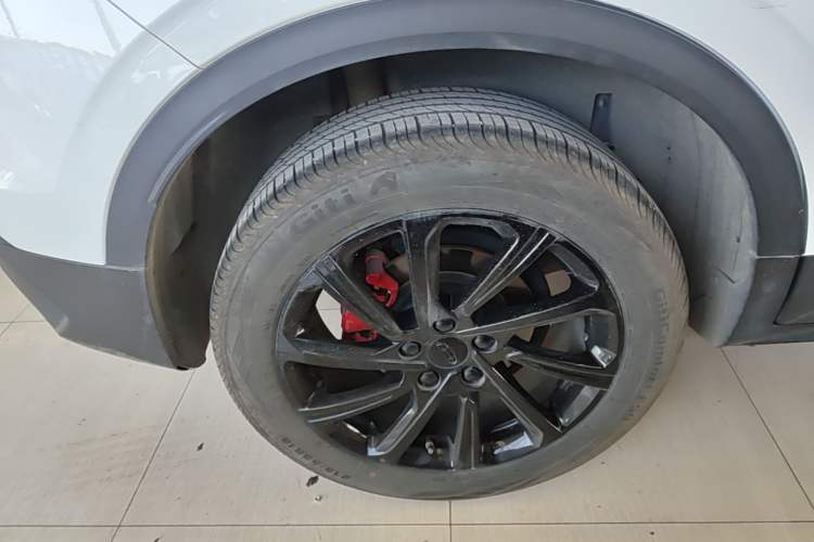 Used Geely Auto Coolray 2020 PRO 260T DCT Light Knight BSG Right Rear Wheel Hub