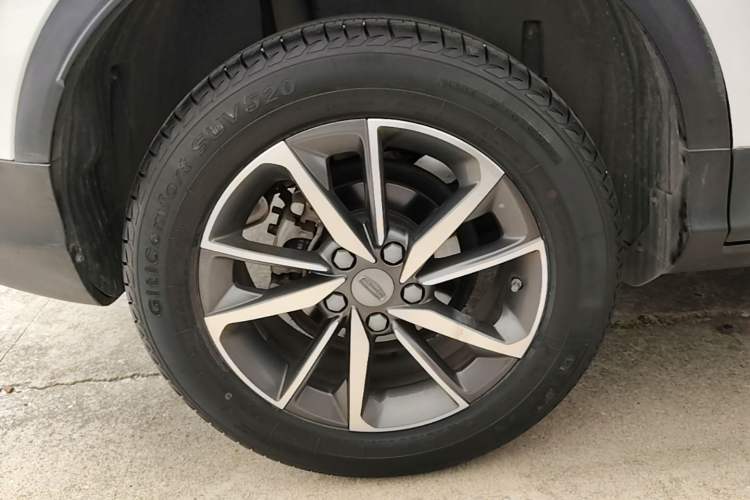Used Geely Auto Coolray 2020 240T Manual Archer Right Rear Wheel Hub