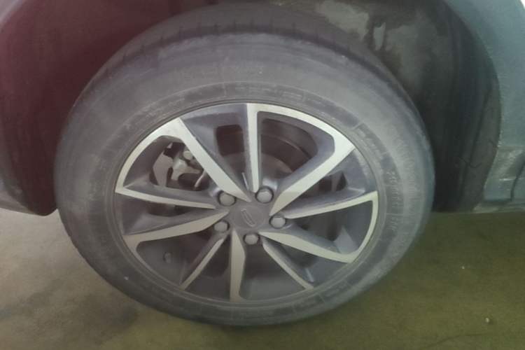 Used Geely Auto Coolray 2020 Facelift 240T DCT Hunter Right Rear Wheel Hub