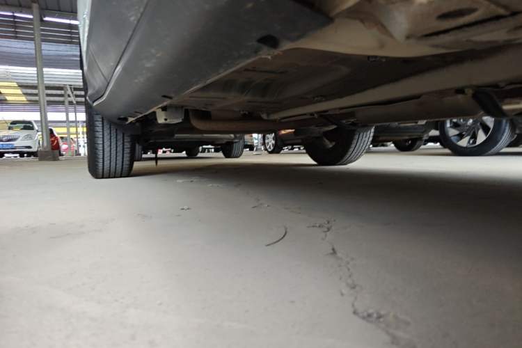 Used Geely Auto Coolray 2020 240T Manual Archer Right Side Sill
