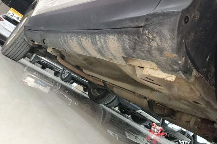 Used Geely Auto Coolray 2020 PRO 240T DCT Hunter Right Side Sill