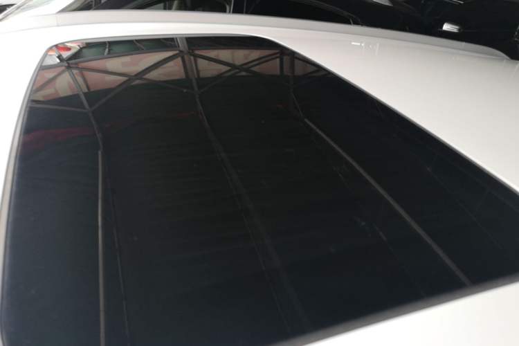 Used Geely Auto Coolray 2020 PRO 240T Manual Shooter Roof