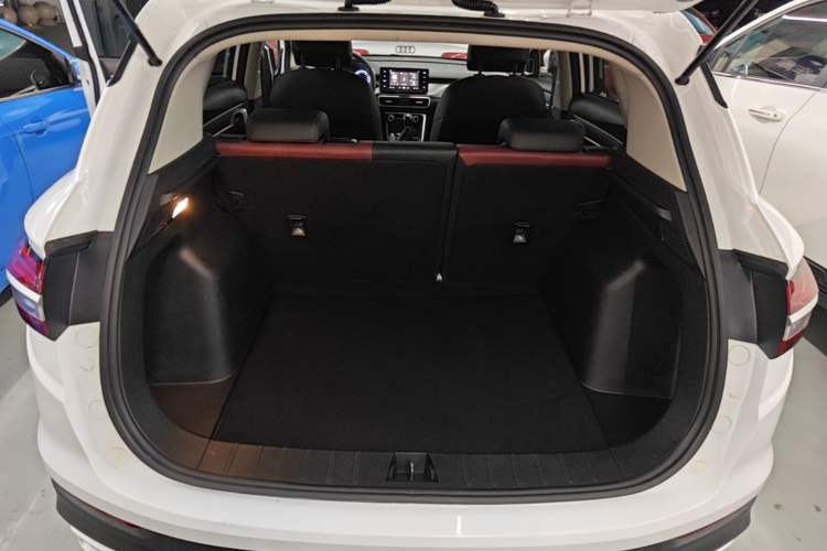 Used Geely Auto Coolray 2020 240T Manual Archer Trunk