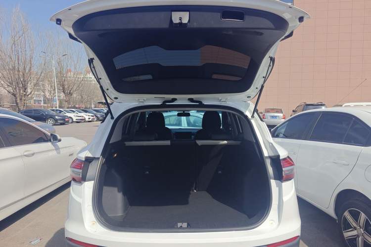 Used Geely Auto Coolray 2020 PRO 240T DCT Hunter Trunk