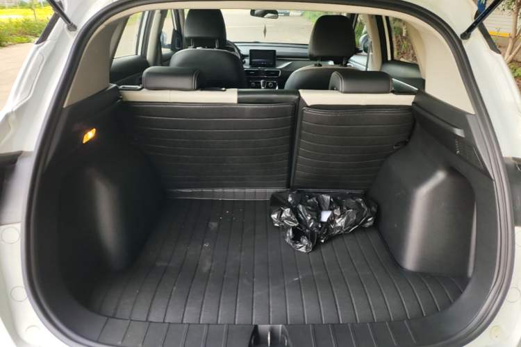 Used Geely Auto Coolray 2020 PRO 240T DCT Hunter Trunk