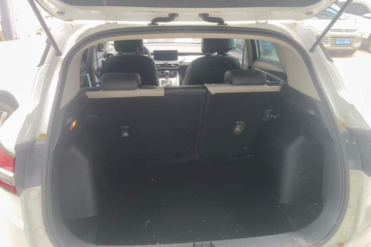 Used Geely Auto Coolray 2020 PRO 240T DCT Hunter Trunk