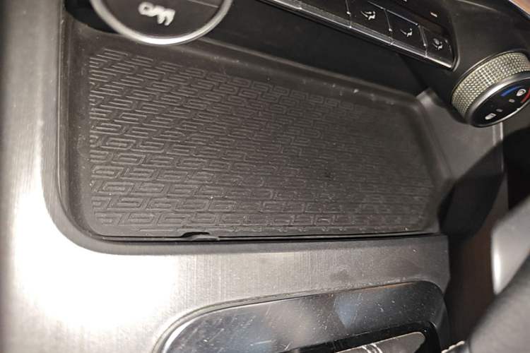 Used Geely Auto Coolray 2020 PRO 240T DCT Hunter Vehicle Key
