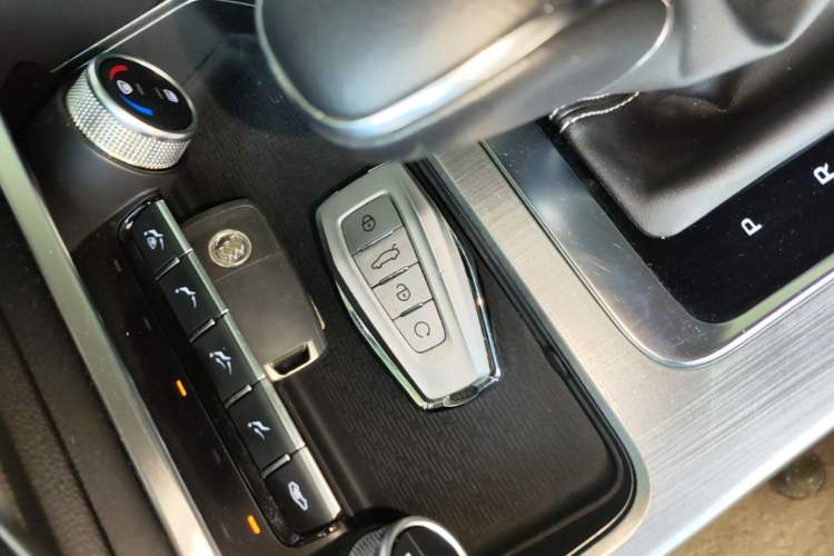 Used Geely Auto Coolray 2020 PRO 240T DCT Hunter Vehicle Key